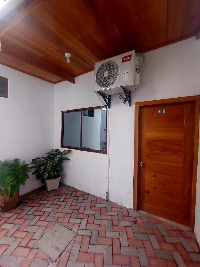 Suite Amoblada En Santa Cruz Puerto Ayora  Esterno foto